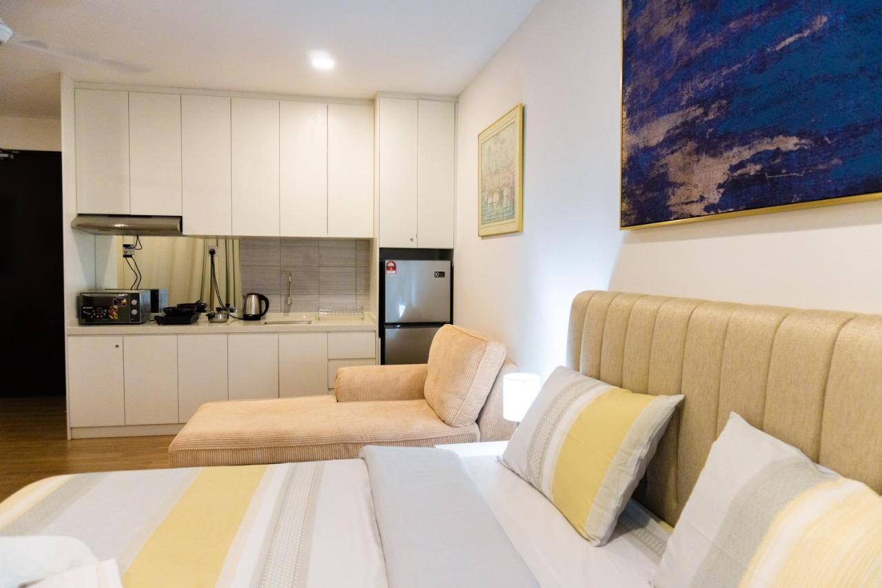Apartment Apple 2 At Menara Simfoni, King Size Bed, Cheras, Nexflix, Wifi, Parking Seri Kembangan