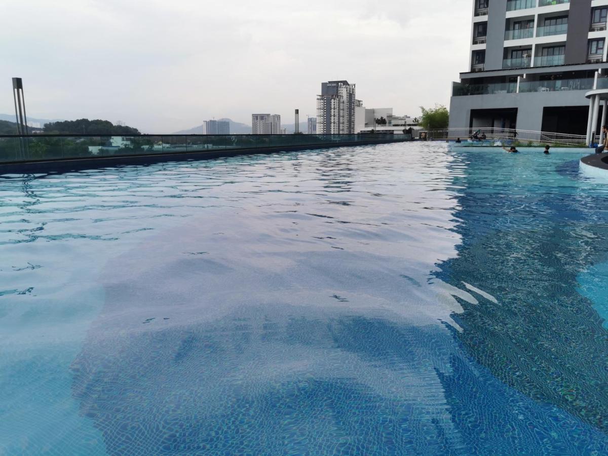 Apple 2 At Menara Simfoni, King Size Bed, Cheras, Nexflix, Wifi, Parking *