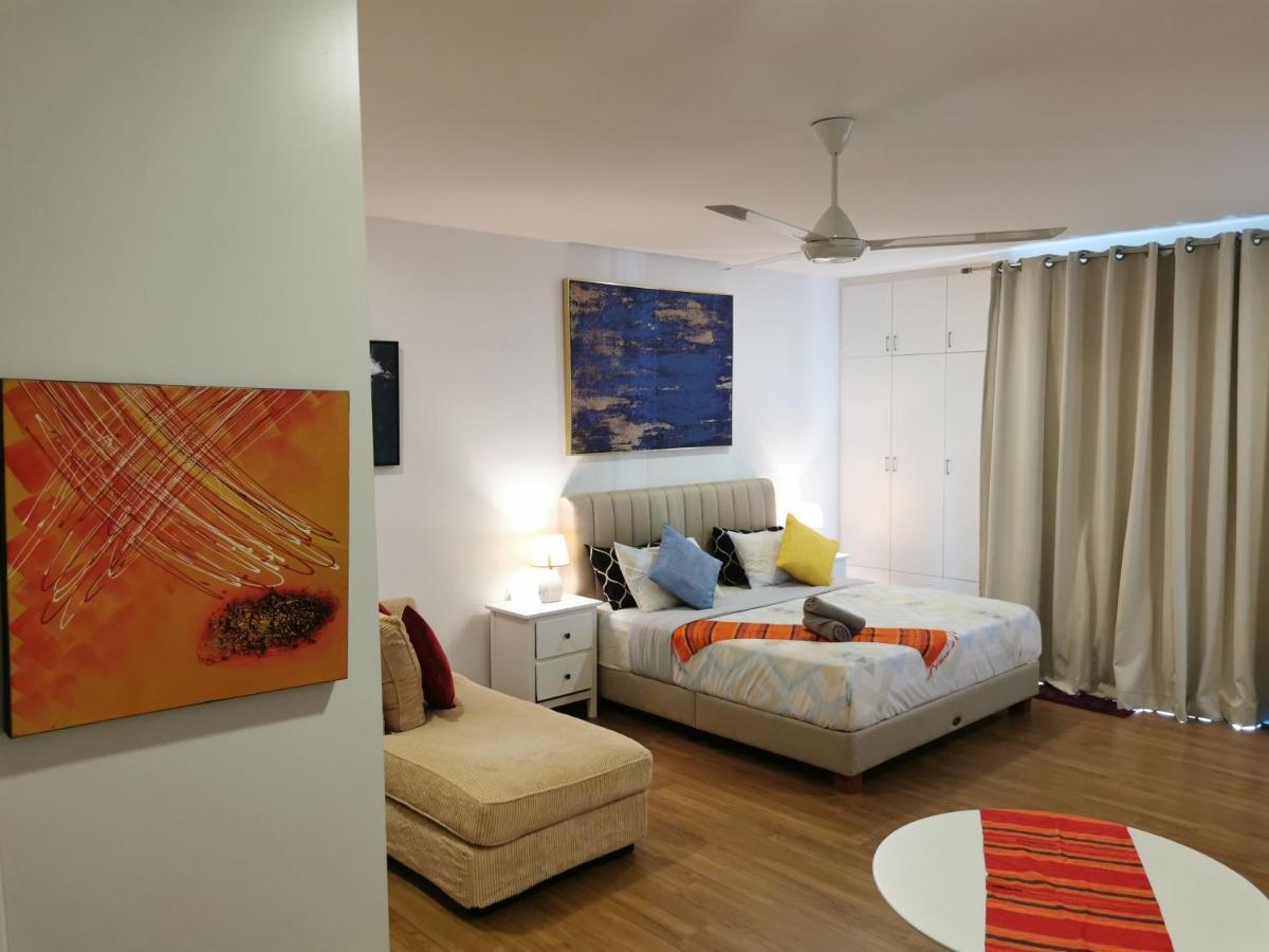 Apartment Apple 2 At Menara Simfoni, King Size Bed, Cheras, Nexflix, Wifi, Parking *